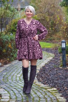 Preview: Viskose Victorian DamaskTint Beere von Swafing by Bienvenido Colorido